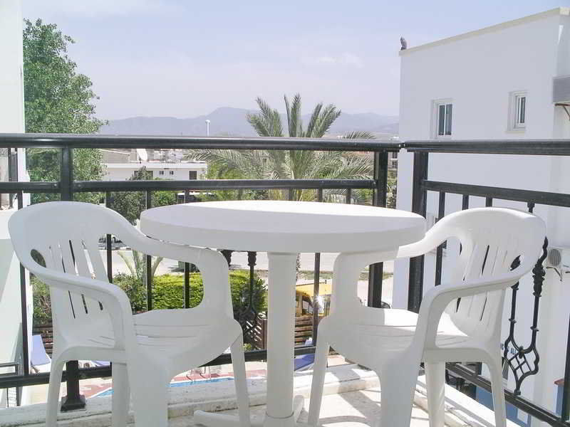 Renos Apartments Πόλη Εξωτερικό φωτογραφία